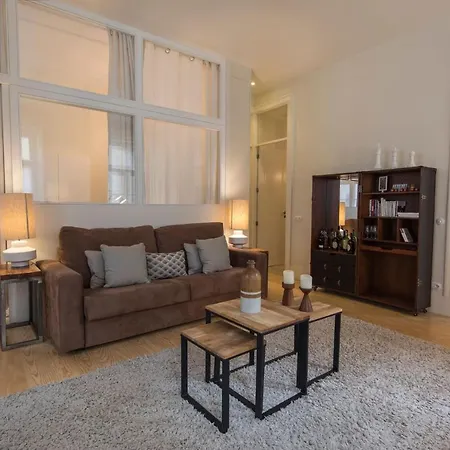 Lovelystay - Cozy Duplex In Alfama * Lizbona