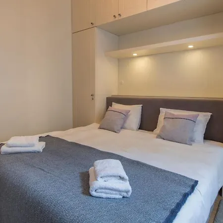 Lovelystay - Cozy Duplex In Alfama Apartament Lizbona